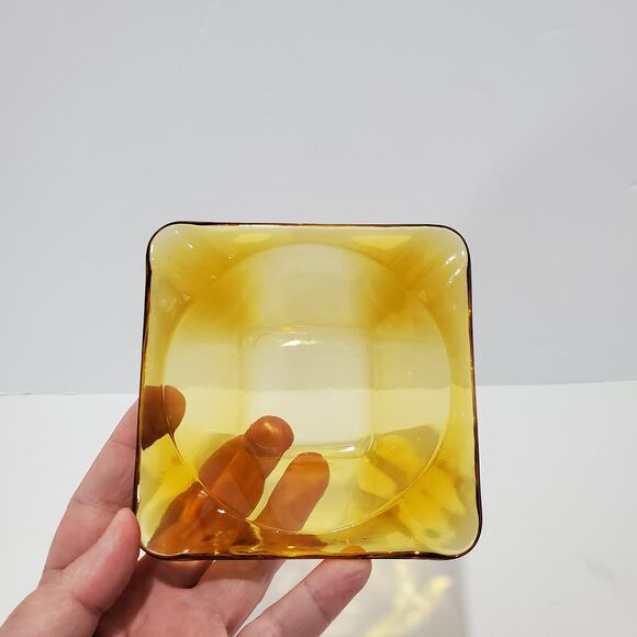 Vtg Amber Gold 4 5/8" Square 4 Cigarette Rest Ashtray MCM by Hazleware G-597 - Picture 10 of 16